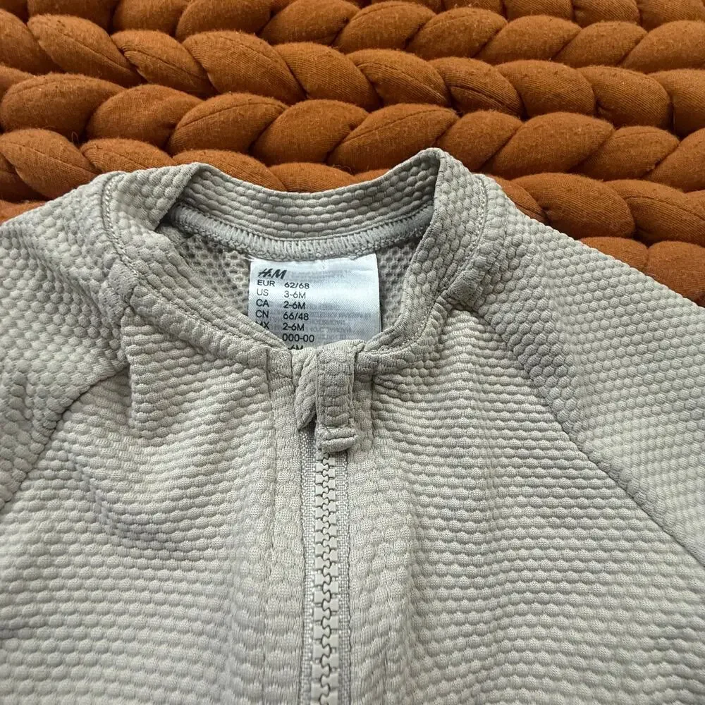 H&M Gray Beige Swimsuit One Piece Rash Guard\ Baby Boy Girl 3-6 Months